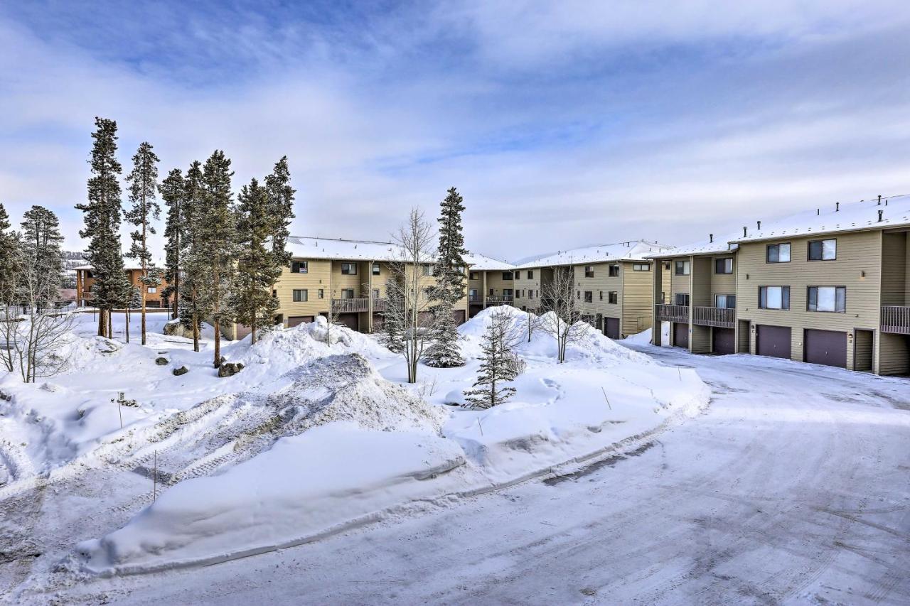 Holiday home Sleek Townhome With Views 8 Mi To Copper Mtn *